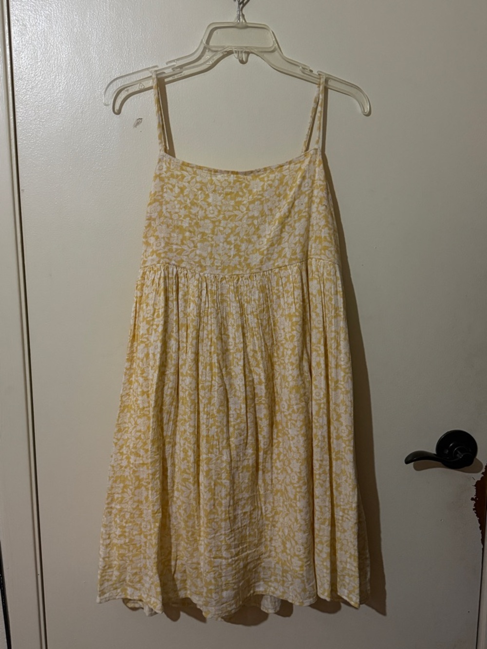 American Eagle Outfitters Yellow and White Floral Sundress